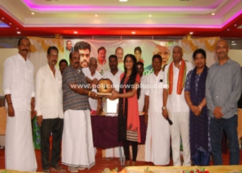 நீட் தேர்வில் வெற்றி பெற்ற மாணவிக்கு பாராட்டு