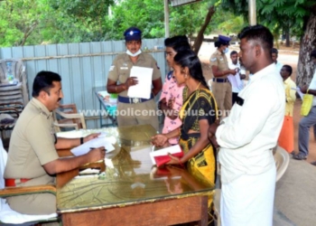 215 மனுக்கள் பெறப்பட்டு நடவடிக்கை