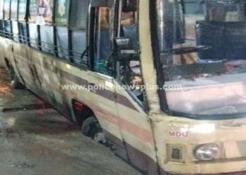 பள்ளத்தில் அரசு பேருந்து சிக்கி விபத்து