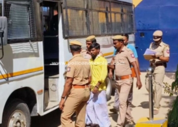 மாவட்ட சிறைச்சாலை கைதிகள் மத்திய சிறைக்கு மாற்றம்