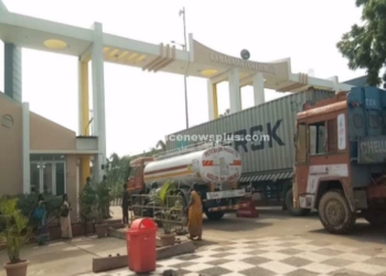 ஏற்றுமதி செய்யப்பட்ட கன்டைனரில் இருந்து 8.29 லட்சம் மதிப்பிலான பொருட்கள் கைவரிசை