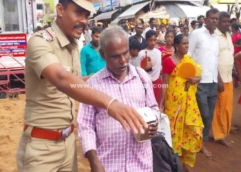 பால்குட நிகழ்வில் மனிதாபிமான சேவை செய்த காவல உதவி ஆய்வாளர்