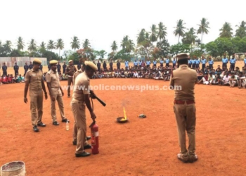 கல்லூரியில் தீ பாதுகாப்பு மற்றும் தடுப்பு மாதிரி பயிற்சி