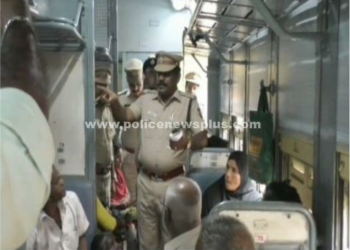 ரயில் நிலையத்தில் போலீசார் பாதுகாப்பு  ரோந்து பணியில் ஈடுபடுத்தப்படுவதாக டி.எஸ்.பி தகவல்