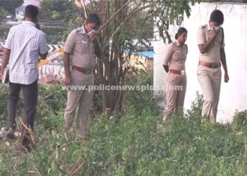 சுகாதாரம் வளாகம் அருகே அழுகிய நிலையில் பெண் சடலம்