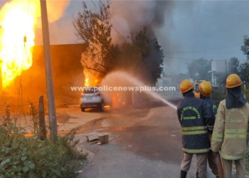 பட்டாசு கடையில் பயங்கர தீ விபத்து