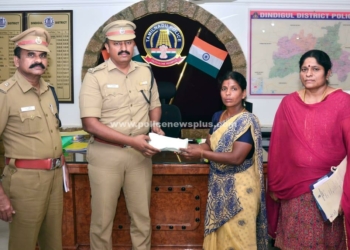 இணையவழியில் மோசடி செய்யப்பட்ட ரூ.2,00,000/- பணம் மீட்டு உரியவரிடம் ஒப்படைப்பு