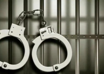 முன்னாள் அமைச்சர் மகன் மகளுக்கு  சிறை