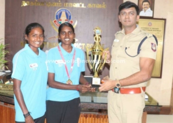 பீச் வாலிபால் போட்டியில் கலந்து கொண்டு தங்கம் பதக்கம் வென்ற பெண் காவலர்