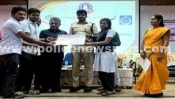 ஹேக்கத்தான் போட்டி வெற்றி பெற்ற மாணவர்களுக்கு பரிசுகள் வழங்கப்பட்டது