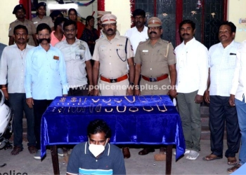 நகை திருடிய நபர் கைது