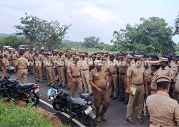 கோவில் திருவிழாவில் பதற்றம் பாதுகாப்பு பணியில் போலீஸ் குவிப்பு