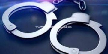 பணம் வைத்து சூதாடிய நபர்கள் கைது