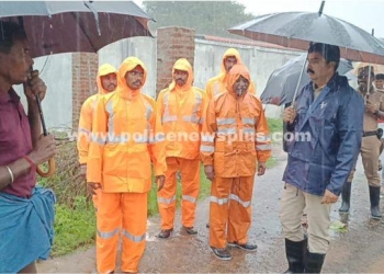 S.P தலைமையில் காவல்துறையினர் பேரிடர் மீட்பு பணி