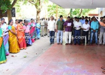 தீண்டாமை ஒழிக்க குறித்து உறுதிமொழி