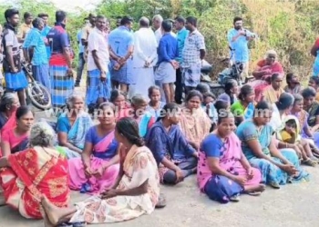 அடிப்படை வசதிகள் செய்து தரக்கோரி பொதுமக்கள் போராட்டம்