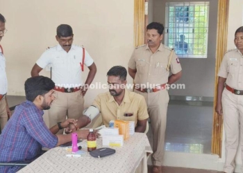 காவல் துறை சார்பில் வாகன ஓட்டிகளுக்கு மருத்துவ பரிசோதனை முகாம்