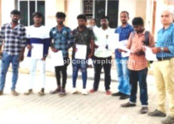 சைபர் கிரைம் குற்றங்கள் குறித்து காவல்துறையினர் நடத்திய விழிப்புணர்வு