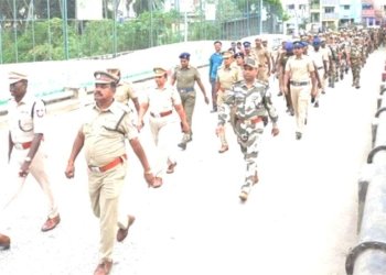 பாராளுமன்ற தேர்தல் முன்னிட்டு கொடி அணிவகுப்பு