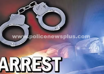 டாஸ்மாக் கடையில் கொள்ளை 3 பேர் கைது