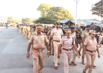 தர்மபுரி மாவட்ட காவல் துறைரின் கொடி அணிவகுப்பு