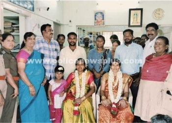 காவல் நிலையத்தில் வளைகாப்பு விழா