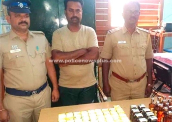 மதுபாட்டில்களை கடத்தி வந்து விற்பனை செய்த நபர் கைது