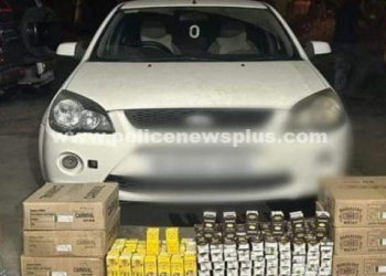 மதுபானங்களை கடத்தி வந்த இரண்டு நபர்கள் கைது