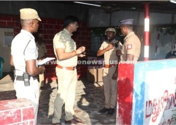 சோதனை சாவடியை மாவட்ட காவல் கண்காணிப்பாளர் திடீர் ஆய்வு