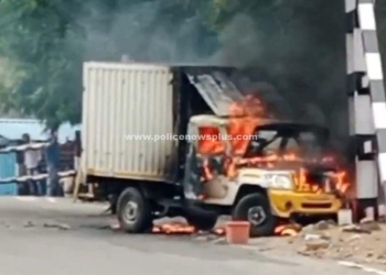 சரக்கு வாகனம் தீ விபத்து