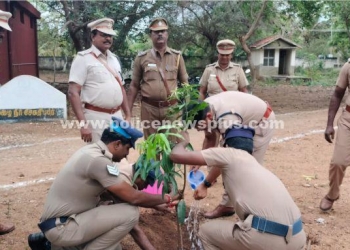 மரக்கன்றுகள் வைக்கும் நிகழ்ச்சி