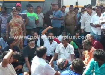 பொதுமக்கள் சாலை மறியல் போராட்டம்