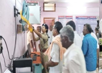 எஸ்பி தலைமையில் புதிய கண்காணிப்பு கேமரா பொருத்தம்