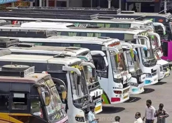 வெளிமாநில பதிவு எண்கள் கொண்ட பேருந்துகள் பறிமுதல்