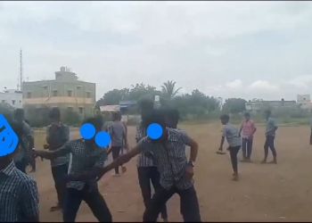 மாணவர்களுக்கிடையே வாக்குவாதம்