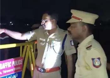 காவல் நிலையம் மற்றும் நெடுஞ்சாலை பகுதியில் ஆய்வு செய்த S.P