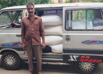 ரேஷன் அரிசி கடத்திய வாலிபர் கைது