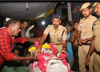 சாலை விபத்தில் உயிரிழந்த சார்பு ஆய்வாளருக்கு எஸ்பி மலர் வளையம்