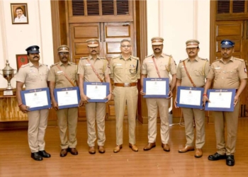 கோவை மாநகர தனிப்படையைச் சார்ந்த காவலர்களுக்கு சென்னையில் பாராட்டு