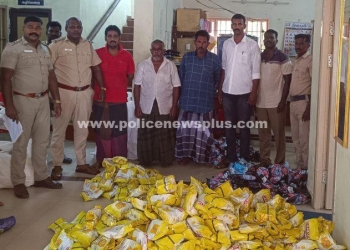 புகையிலை வைத்திருந்தவர் மீது போலீசார் விசாரணை