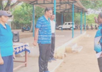 கவாத்து பயிற்சியை பார்வையிட்டு அறிவுரை வழங்கிய S.P