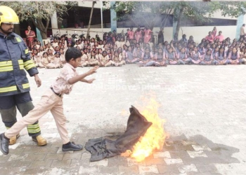 தீ தடுப்பு போலி ஒத்திகை பயிற்சி