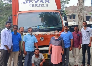 லாரியில் ரேஷன் அரிசி கடத்த முயன்ற 2 பேர் கைது