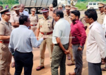 பல்கலைகழகத்தில் மத்திய மண்டல காவல்துறை தலைவர் ஆய்வு