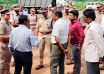 பல்கலைகழகத்தில் மத்திய மண்டல காவல்துறை தலைவர் ஆய்வு