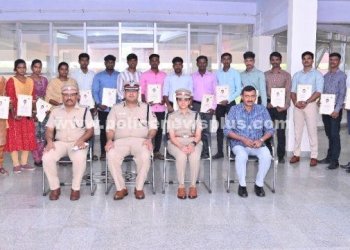 பணி நியமன ஆணை வழங்கிய காவல் ஆணையர்