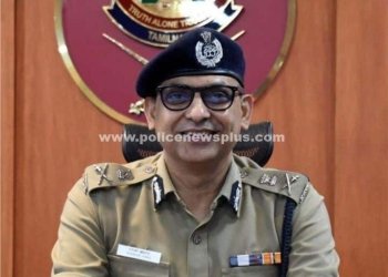 காவலர்களை பணியிட மாற்றம் செய்து டிஜிபி உத்தரவு