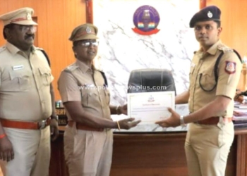 ஊர்க்காவல் படை வீரர்களின் சிறந்த பணியினை பாராட்டி சான்றிதழ்