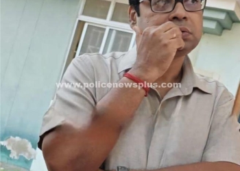 அரசு கல்லூரி பேராசிரியர் பணி நீக்கம்