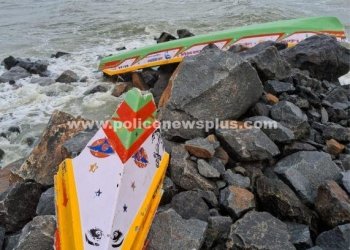 படகு கவிழ்ந்து விபத்து